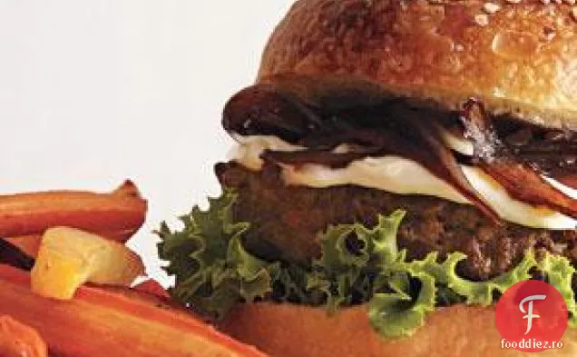 Burgeri Cu Șalotă Și Cartofi Prăjiți Cu Legume