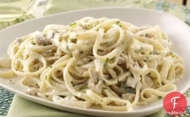 Linguine cremoasă cu scoici