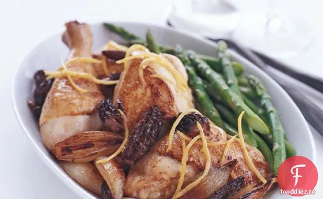 Fricassee de pui Lemony cu șalotă și Moreluri