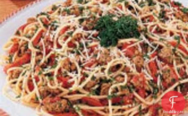 Spaghete cu cârnați picante