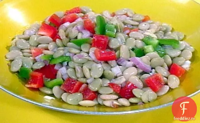 Salată de fasole cu unt
