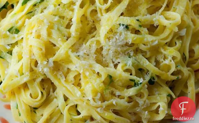 Spaghete Cu Lămâie Și Ulei De Măsline