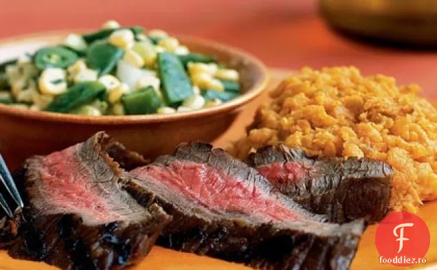 Friptură de flanc marinată cu șalotă și piper