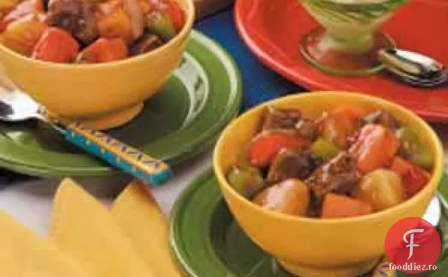 Tocană de vită și legume la cuptor