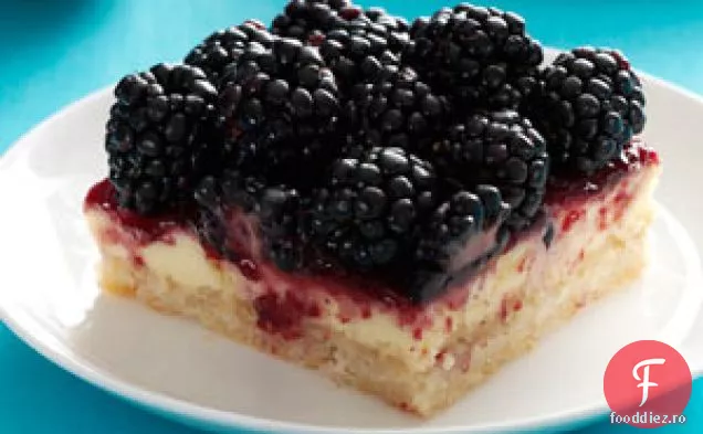 Batoane de cheesecake cu mure