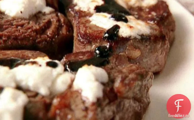 Filet Mignon cu sirop balsamic și brânză de capră