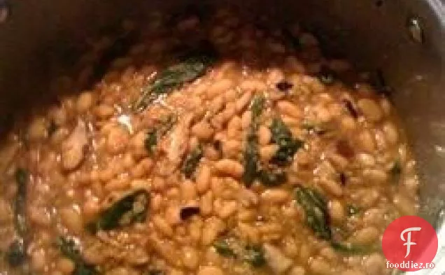 Supă de fasole albă cu quinoa, spanac și shiitakes