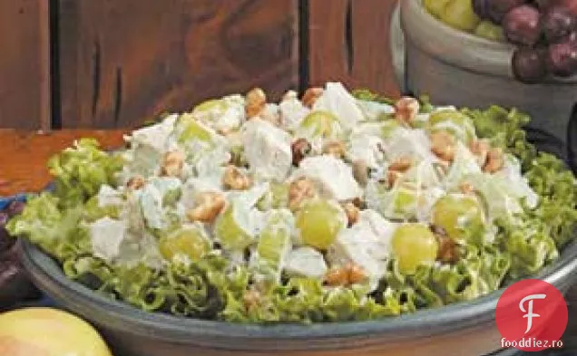 Salată de curcan cu fructe