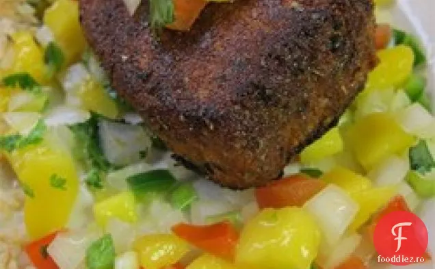 Fripturi de ton înnegrite cu salsa de mango