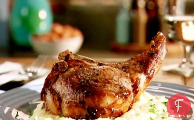 Cotlete de porc umplute cu ciuperci cu sos vermut