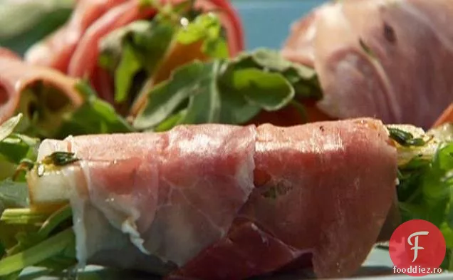 Prosciutto cu pere și rucola