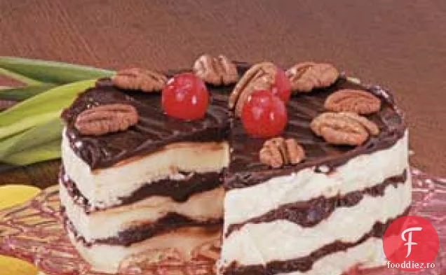 Desert cu înghețată Fudge fierbinte