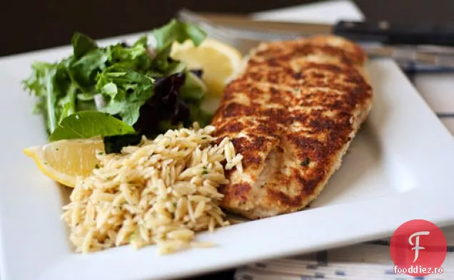Pui milanez cu verdeață de primăvară și parmezan rumenit-unt Orzo