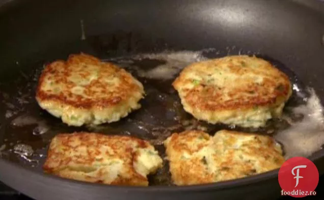 Prăjituri crocante cu piure de cartofi