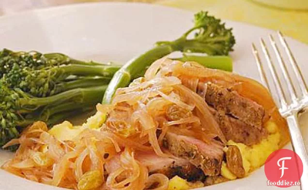 Filet de porc frecat de fenicul cu Agrodolce de ceapă eșalotă