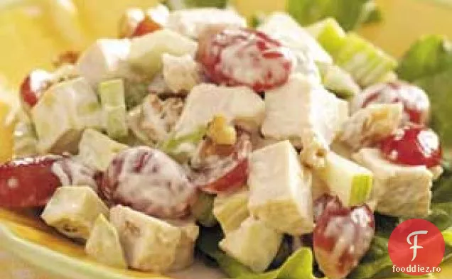 Salată de pui cu avocado