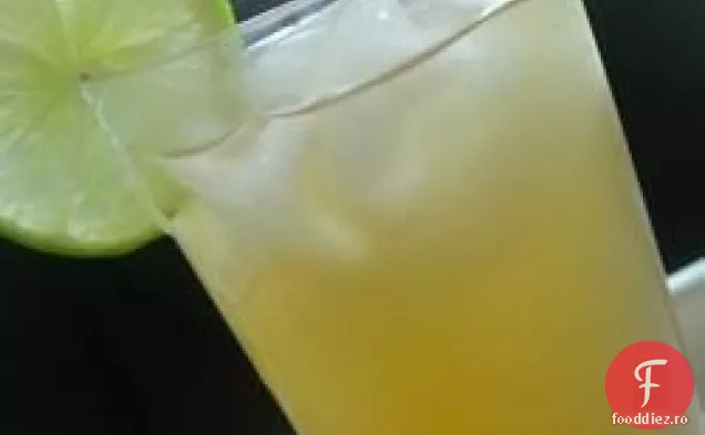 Ceai cu gheață dulce de lămâie