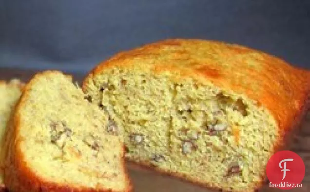 Pâine rapidă cu nuci și banane