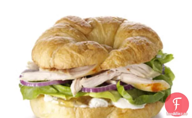 Croissant de pui cu chutney