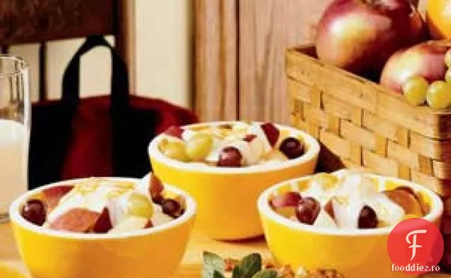 Cupe cu miere de fructe