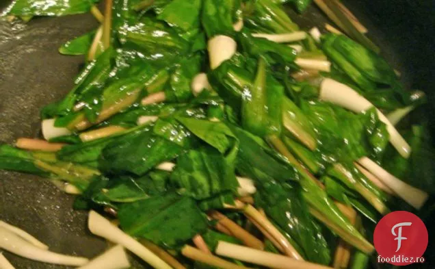 Păr De Înger Din Grâu Integral Cu Rampe Și Parmezan Cremos
