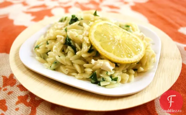 Orzotto Cu Rampe De Primăvară Și Brânză De Capră