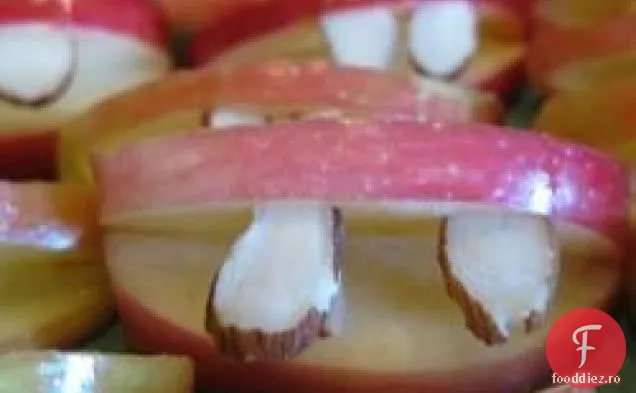 Fructe sănătoase pentru dinți de mere de Halloween