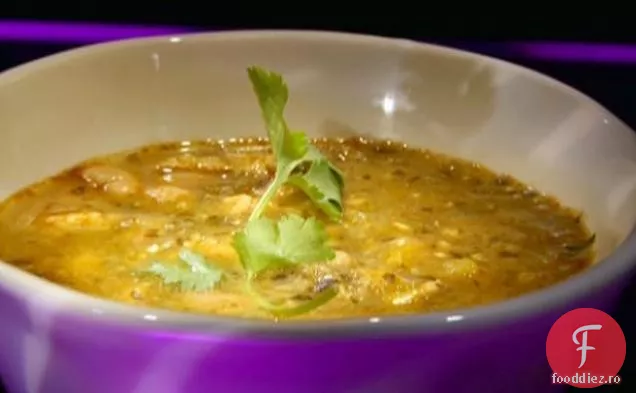 Chili de pui cu fasole albă de la Sharsh