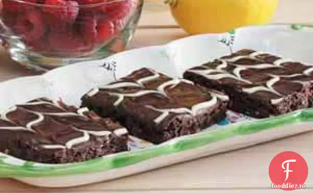Brownies cu nuci și fudge
