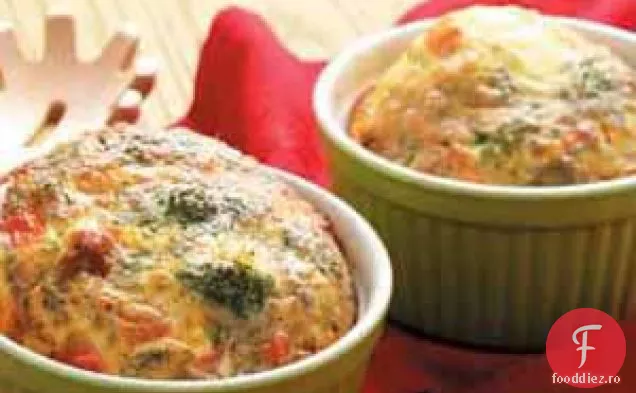 Cupe de quiche cu bacon și broccoli