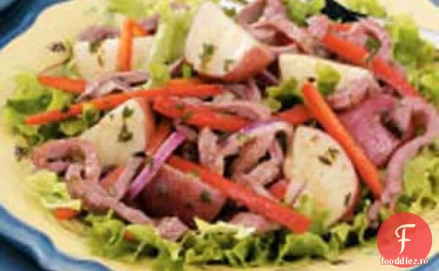 Salată de cartofi cu friptură de vită