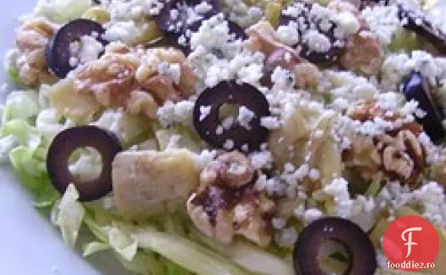 Salată de anghinare cu brânză albastră și nuci