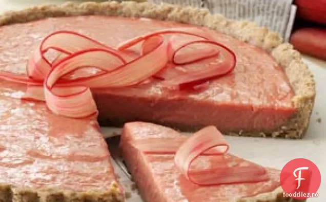 Tartă cu rubarbă și crustă de shortbread