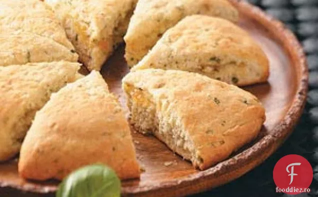 Scones cu marmeladă de busuioc