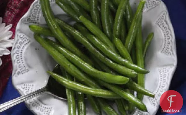 Fasole verde condimentată
