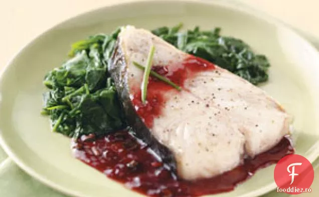 Fripturi de halibut la grătar cu sos de zmeură