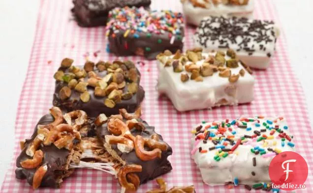 S'mores în unt de arahide învelit în ciocolată