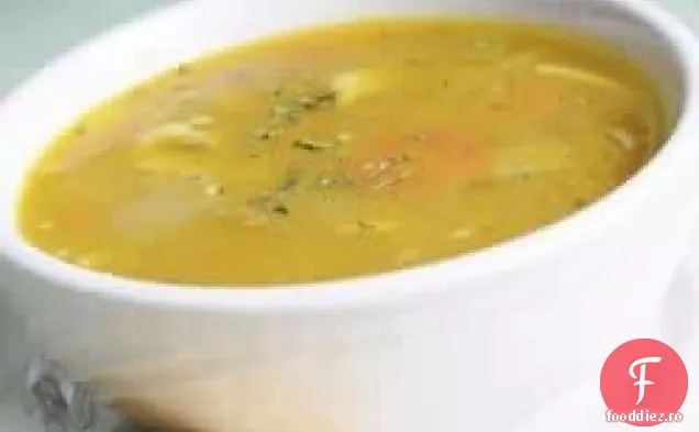 Supă de pui cu legume și paste