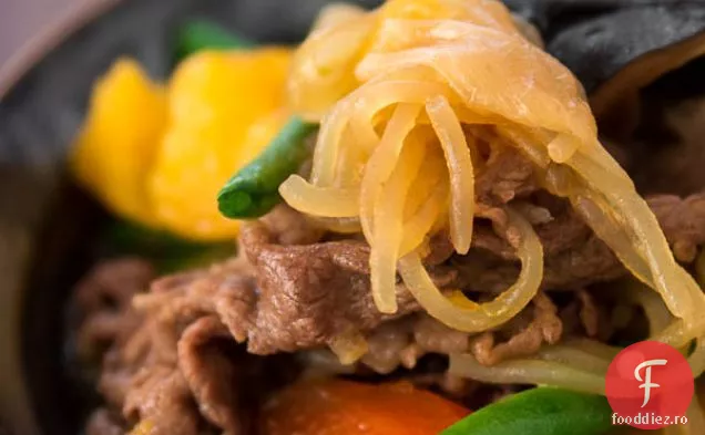 Niku Jaga (carne de vită cu cartofi și morcovi)