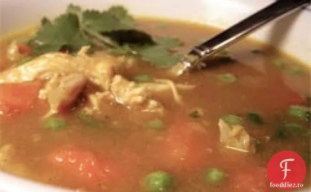 Cina In Seara Asta: Supa De Pui Curry Cu Morcovi