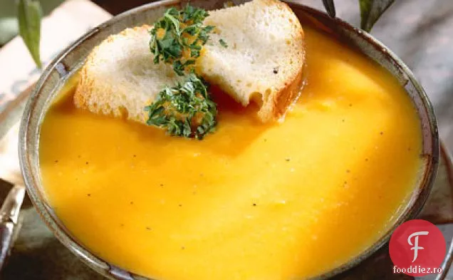 Supă De Dovlecei De Morcovi Și Butternut Cu Crutoane Păstârnac