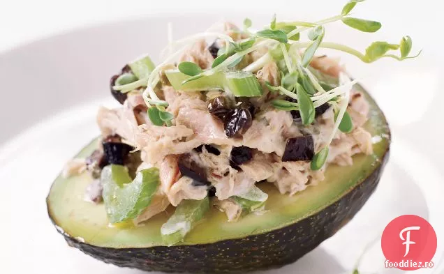 Salată proaspătă de ton cu Avocado