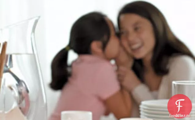 Somon La Grătar Și Somen Răcit Cu Sos Yuzu