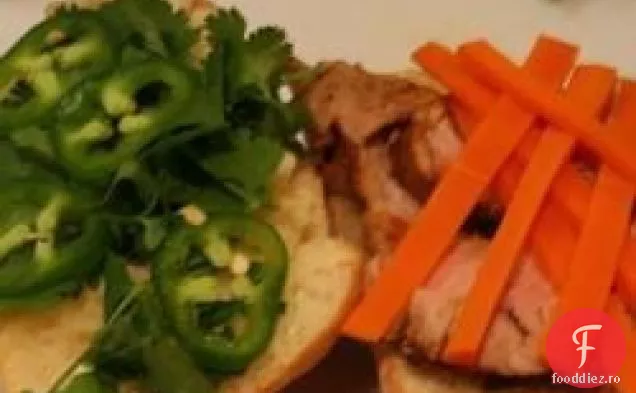 Baghetă vietnameză în stil Banh-mi