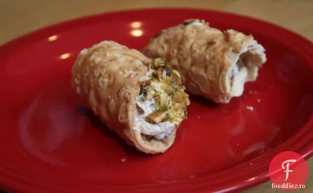 Cannoli De Afine Uscate Și Ghimbir
