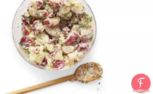 Salată De Cartofi Cu Lapte Bătut