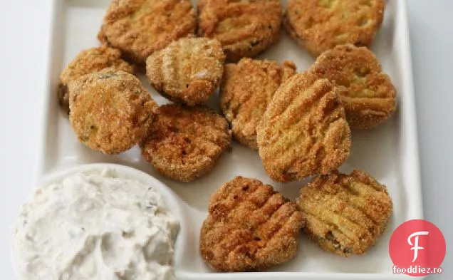 Chipsuri De Murături Prăjite Cu Sos De Scufundare Feta Zippy