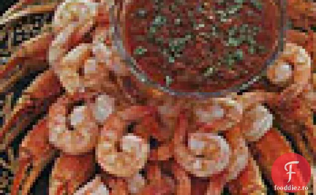 Creveți și Crab cu Salsa de Cocktail