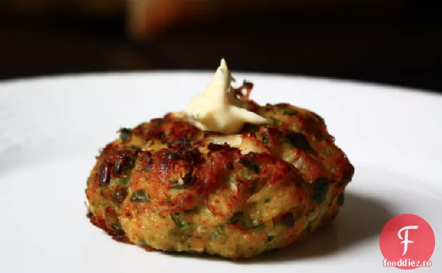 Prăjituri De Crab Cu Jalapeno Aioli
