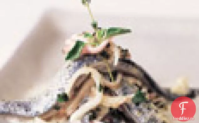 Sardine întregi cu ierburi proaspete și CR Aproximme fra Aproximche